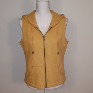 🍁 Women's zip front, hooded,  sleeveless vest.